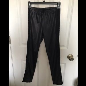 ❌SOLD❌Faux leather leggings with lace on sides